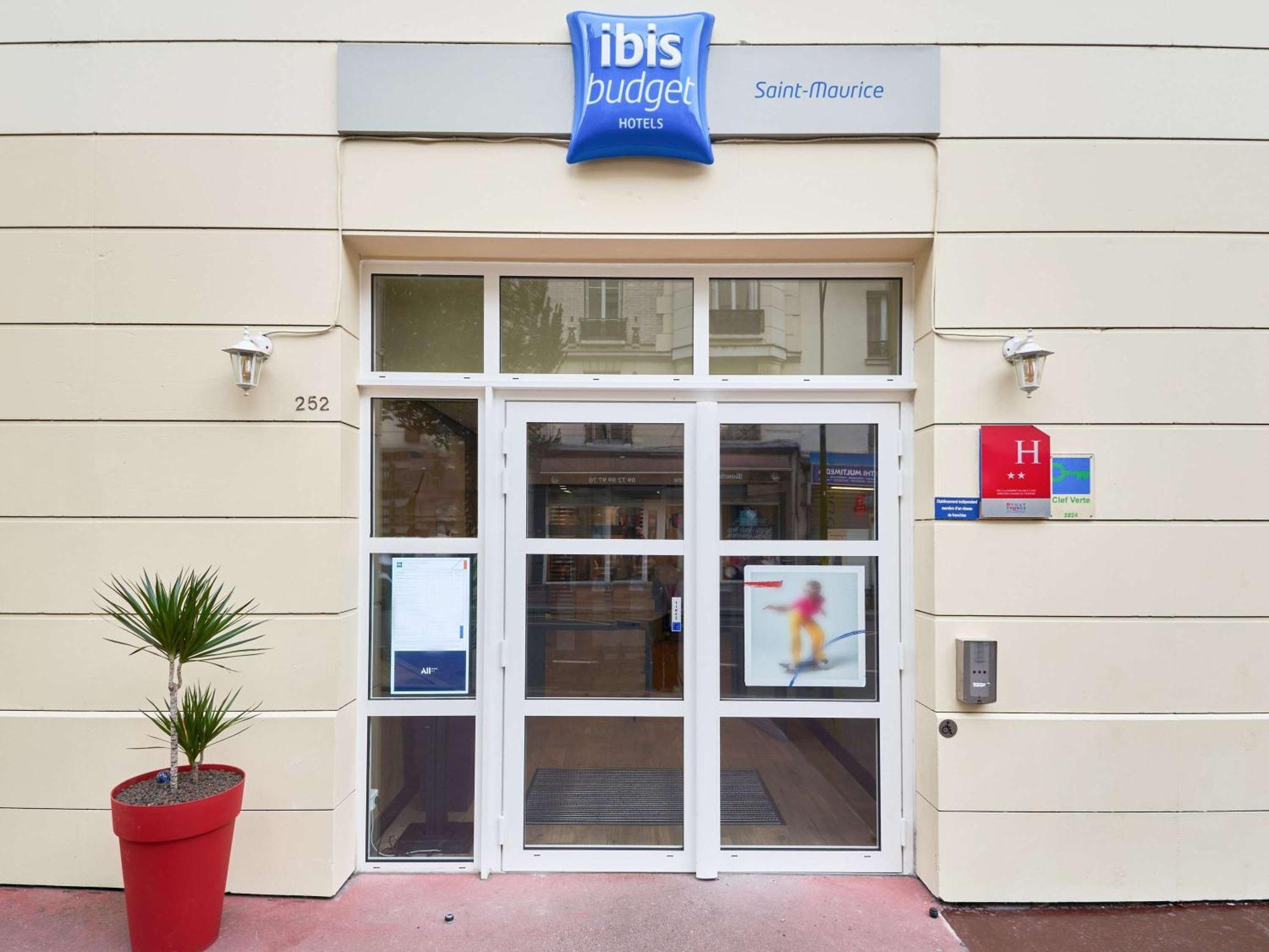 Ibis Budget Saint-Maurice Екстер'єр фото